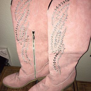 Cowboy Pink Faux Leather Boots -   Size 8 w Etched trim 14 inch calf